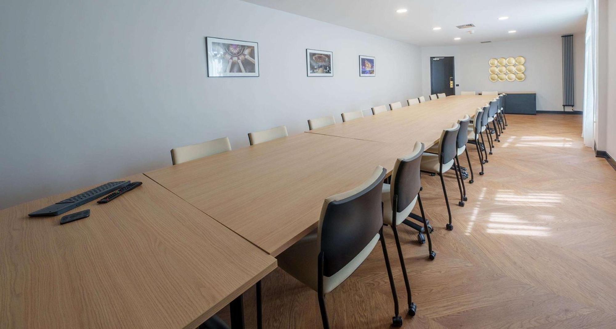 Best Western Plus Le Picardy Saint-Quentin  Exterior foto